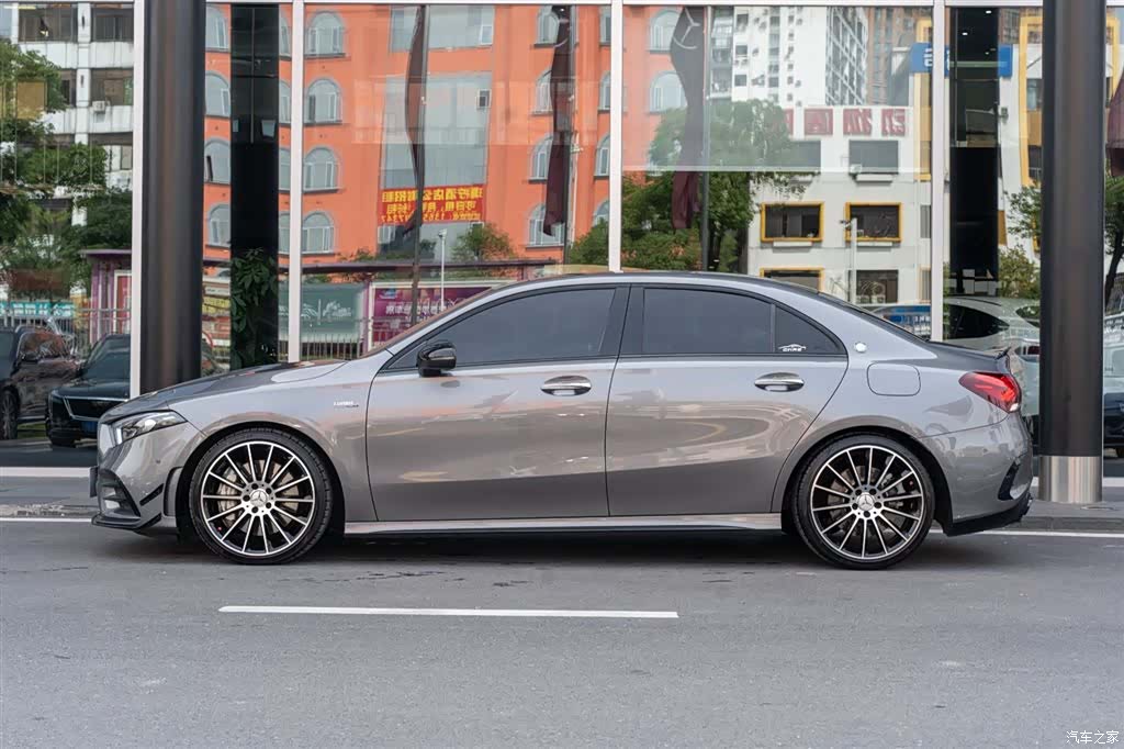 Mercedes-Benz A-Class, 2022 все фото
