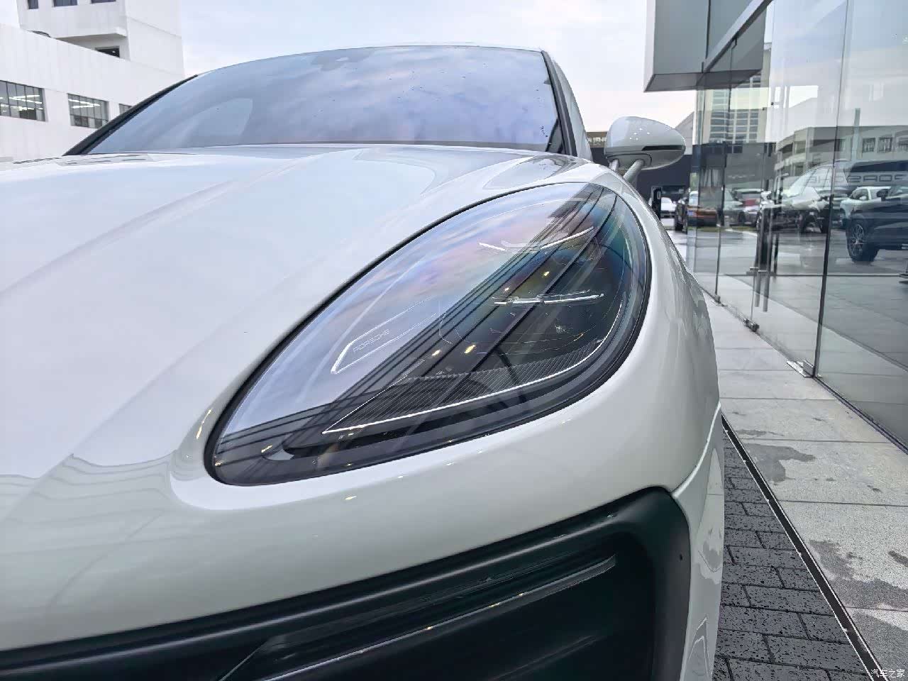 Porsche Macan, 2024 8