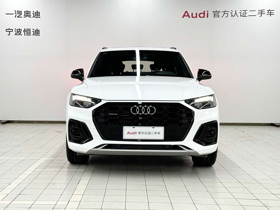 Audi Q5L 2024, фото 2