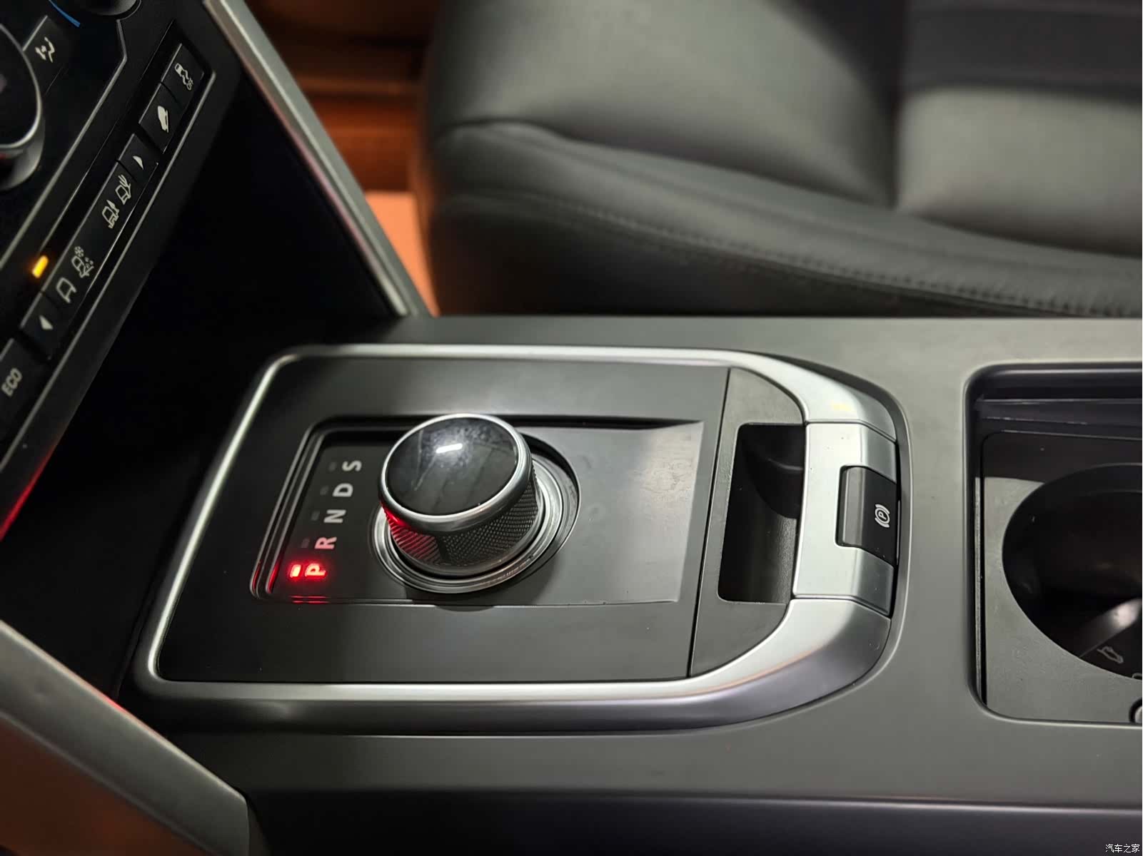 Land Rover Discovery, 2017 6
