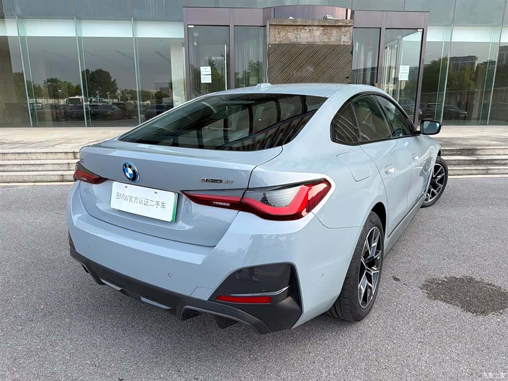 BMW i4, 2025 3