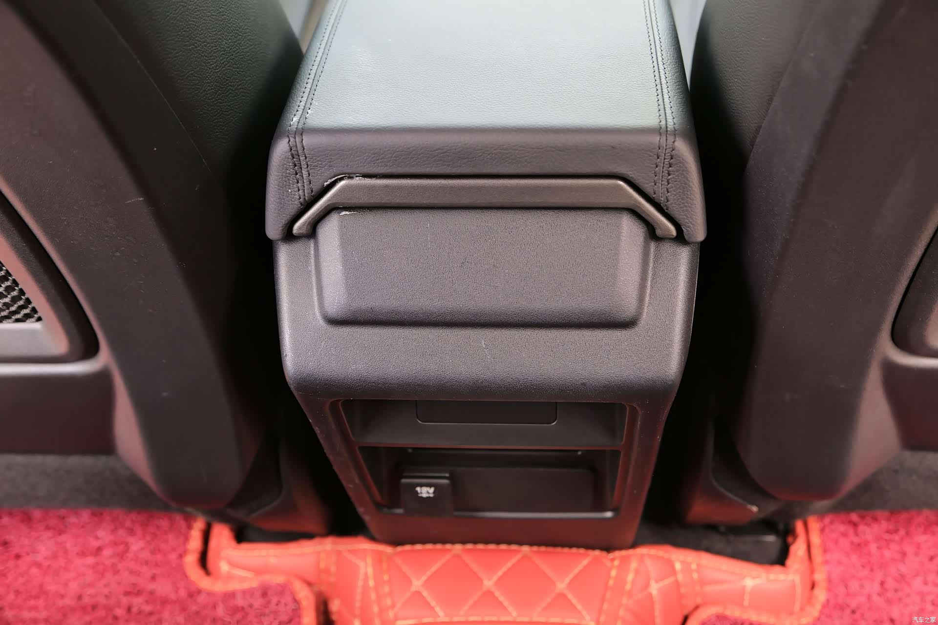 Land Rover Discovery, 2018 17