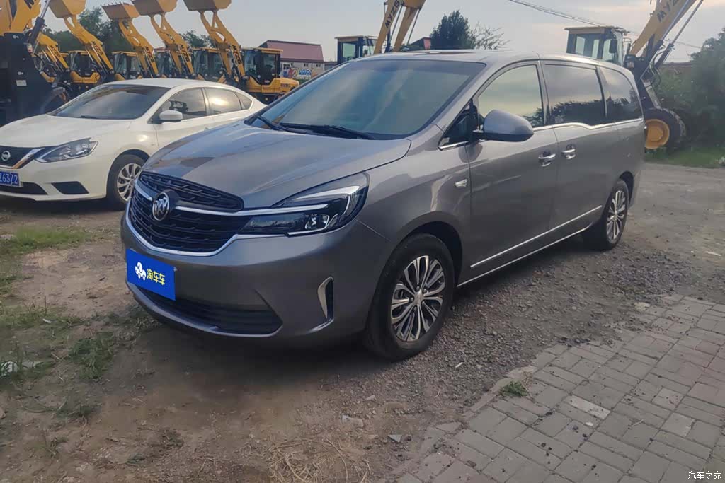 Buick GL8, 2020 1