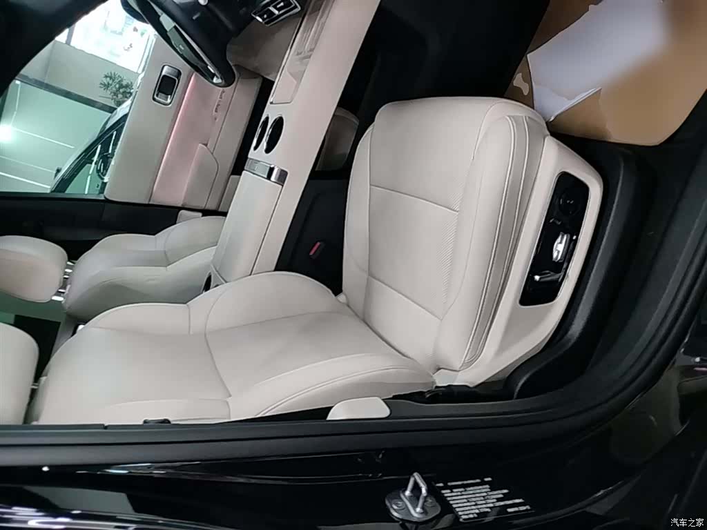 Li Auto L9, 2025 25