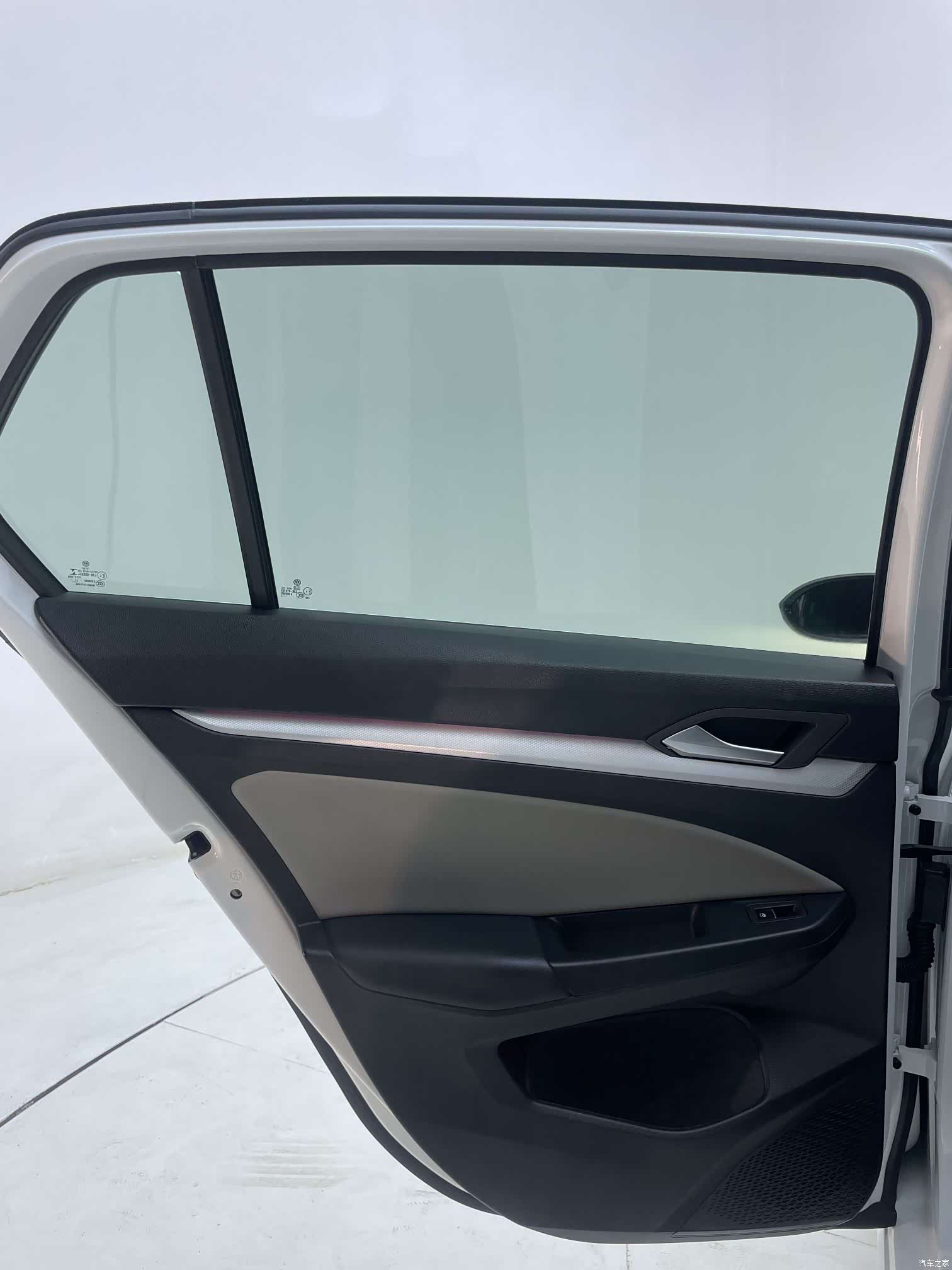 Volkswagen Golf, 2023 16