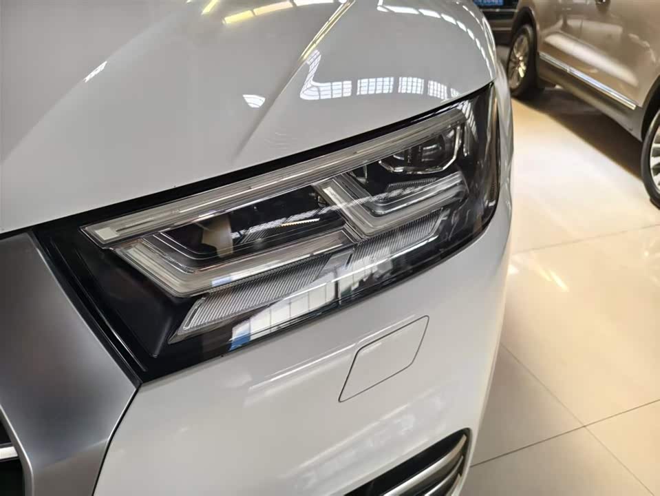 Audi Q5L Audi Q5L