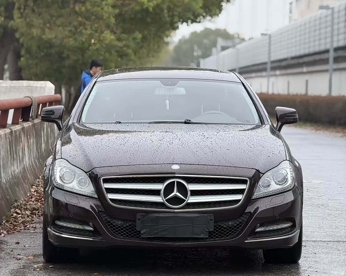 Mercedes-Benz CLS