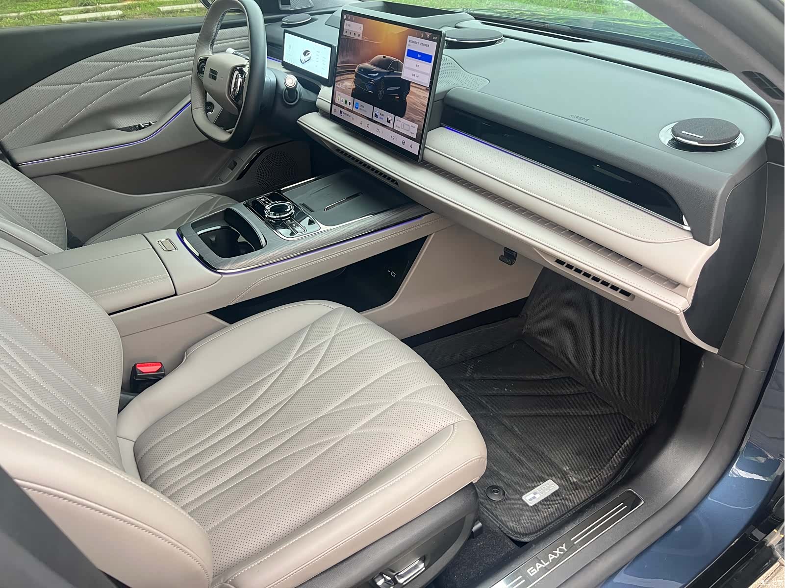 Geely 8, 2025 10
