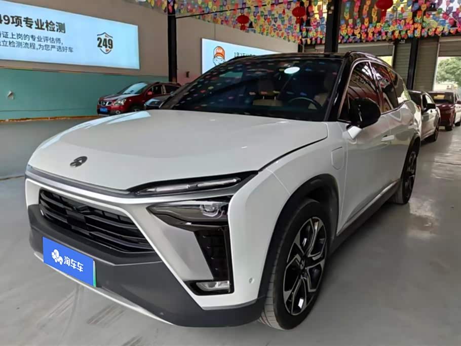 NIO ES8