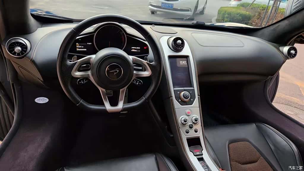 McLaren 12C, 2013 4