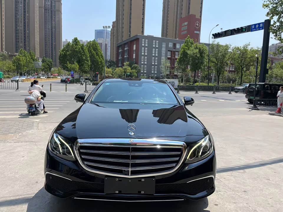 Mercedes-Benz E-class Mercedes-Benz E-class