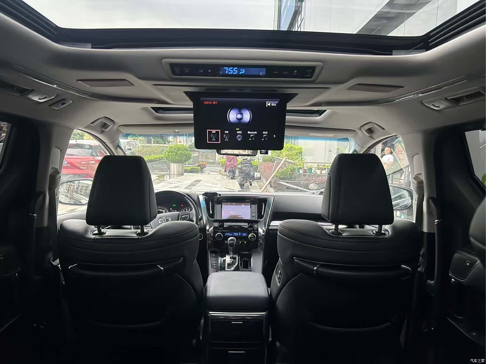 Toyota Vellfire, 2020 19