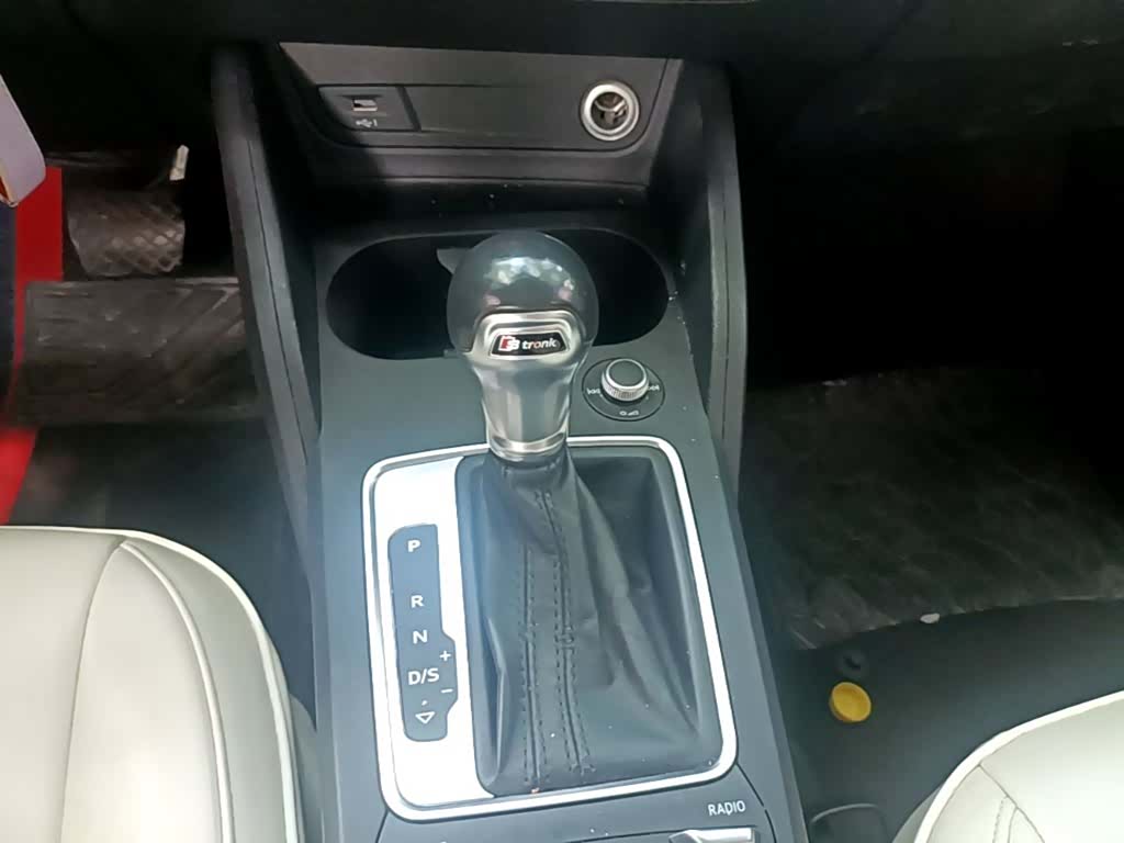 Audi Q2L, 2020 14