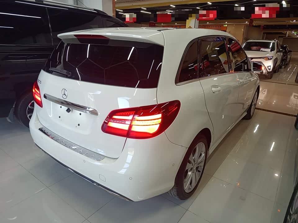 Mercedes-Benz Class B