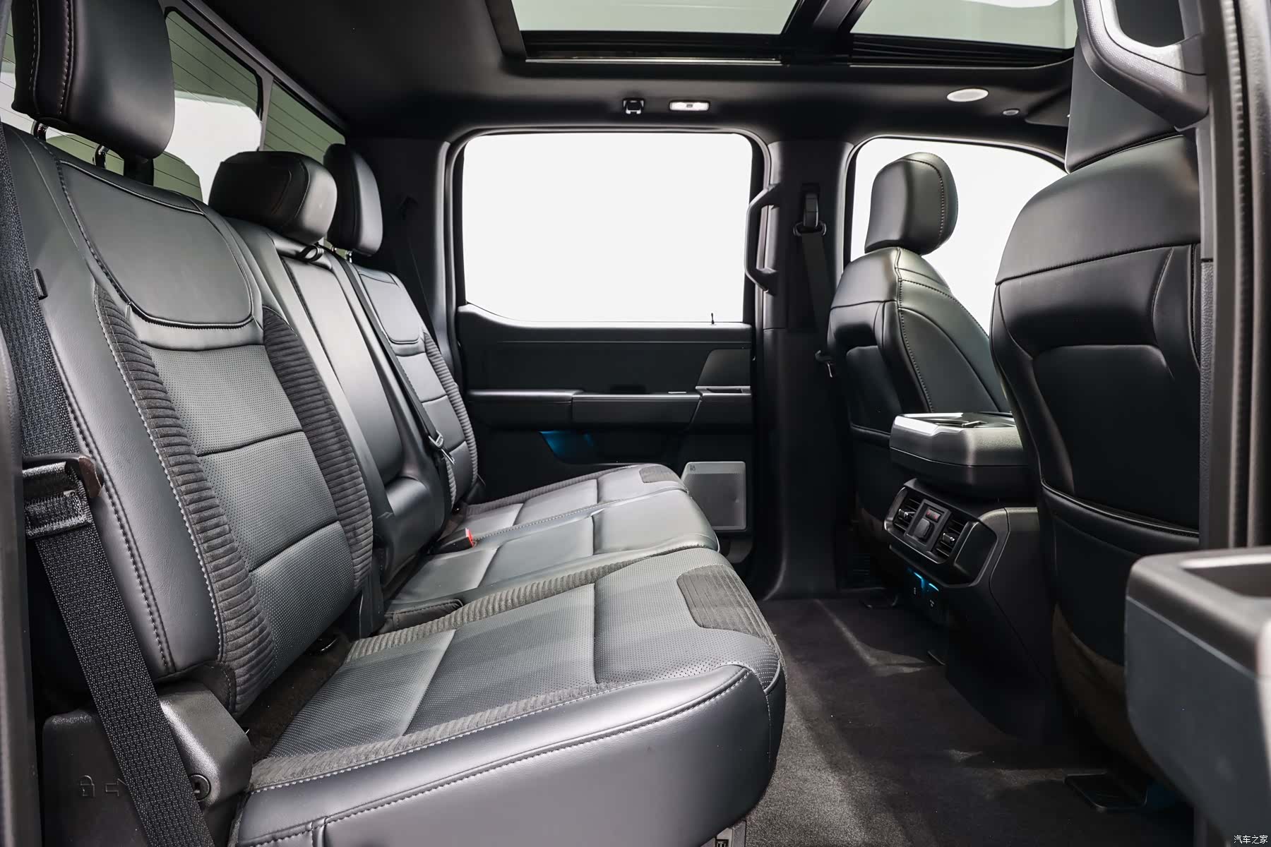 Ford F-150, 2025 11