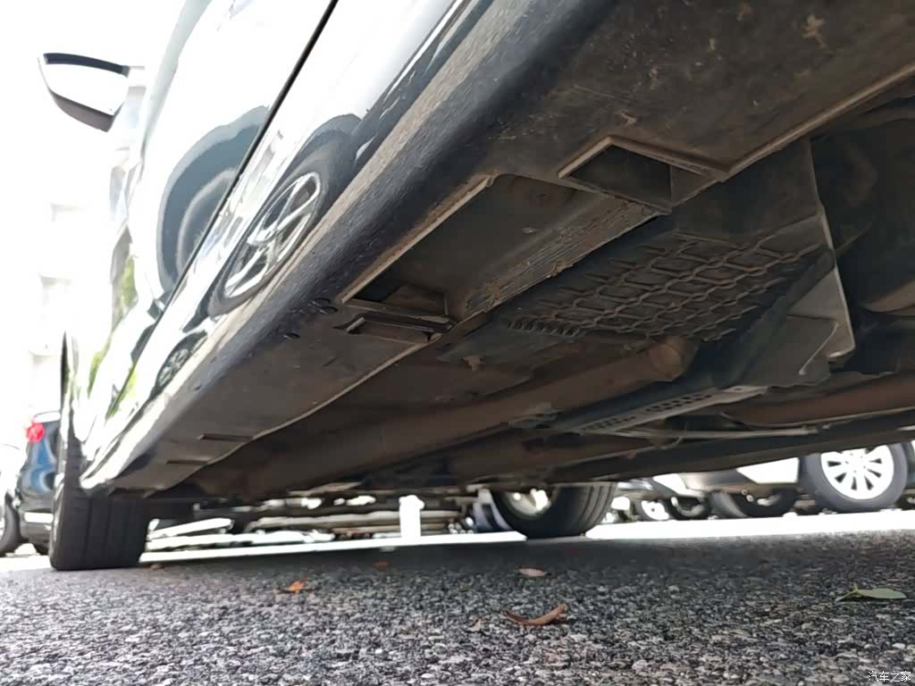 Geely Binray, 2019 22