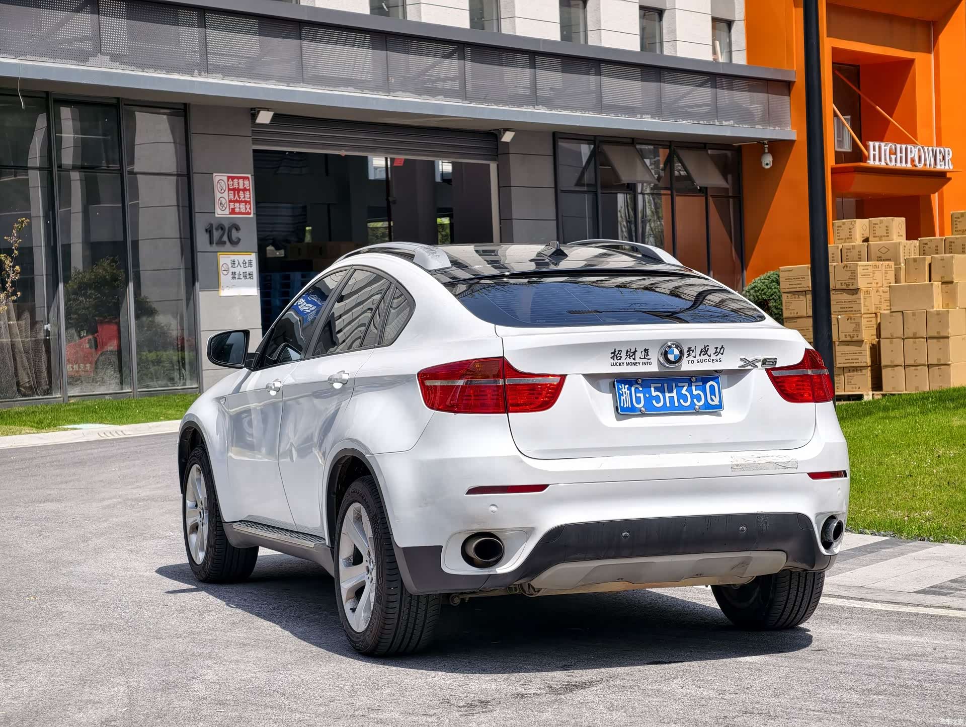 BMW X6, 2011 3