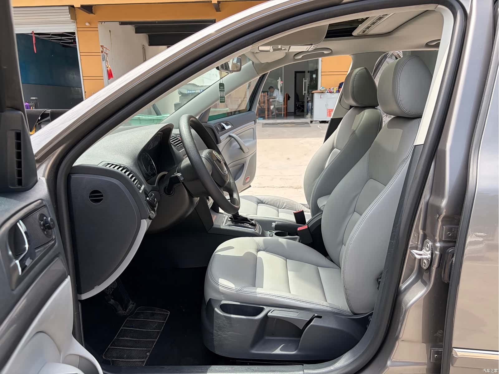 Skoda Octavia, 2012 все фото