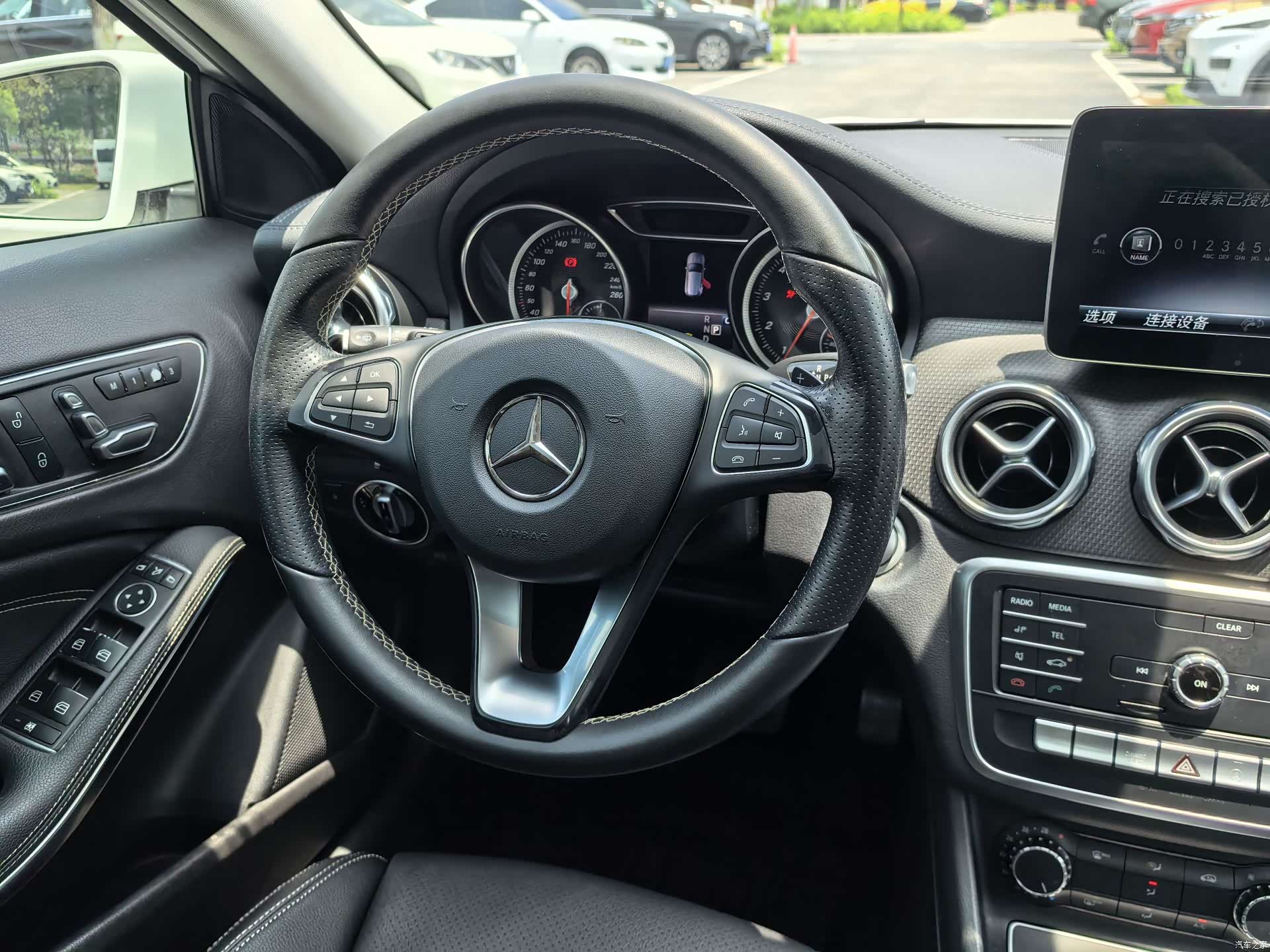 Mercedes-Benz GLA, 2018 11