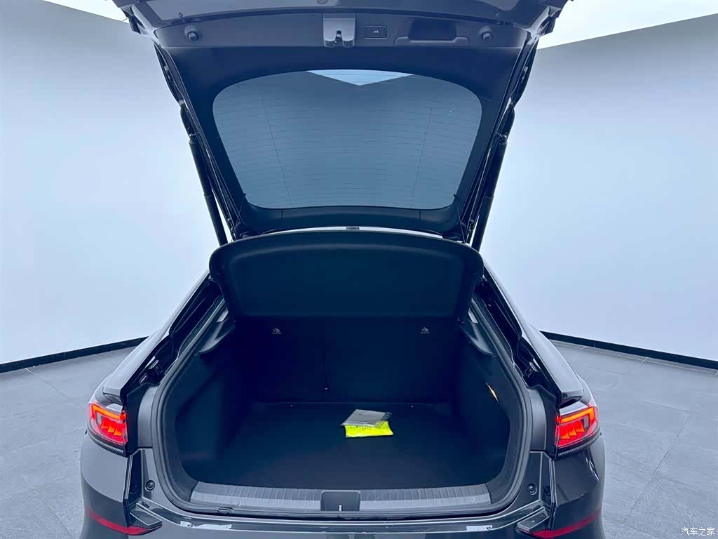 Volkswagen Lamando, 2023 22