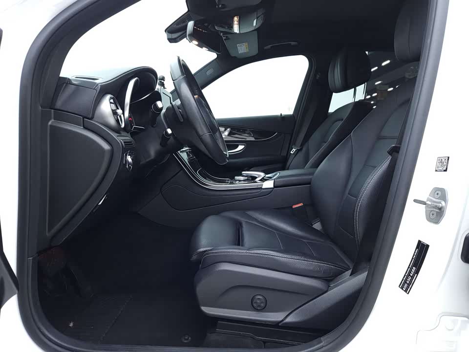 Mercedes-Benz GLC Mercedes-Benz GLC