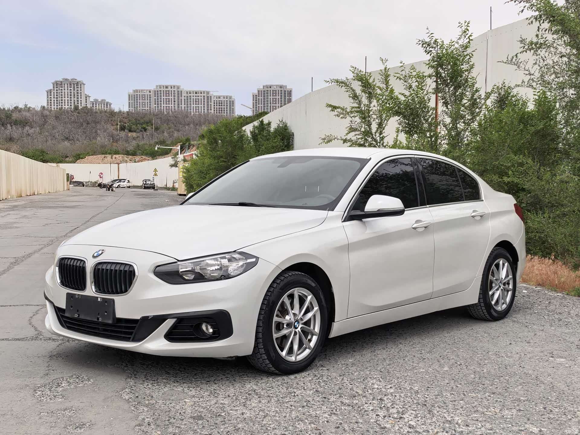 BMW 1 Series, 2017 1