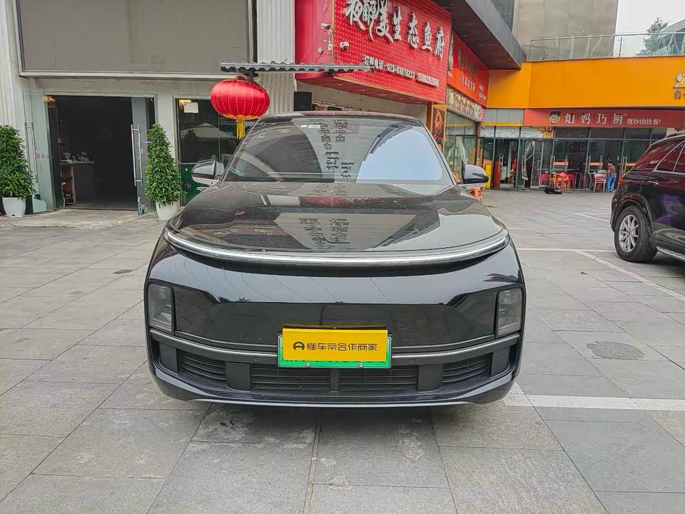 Li Auto Ideal L8