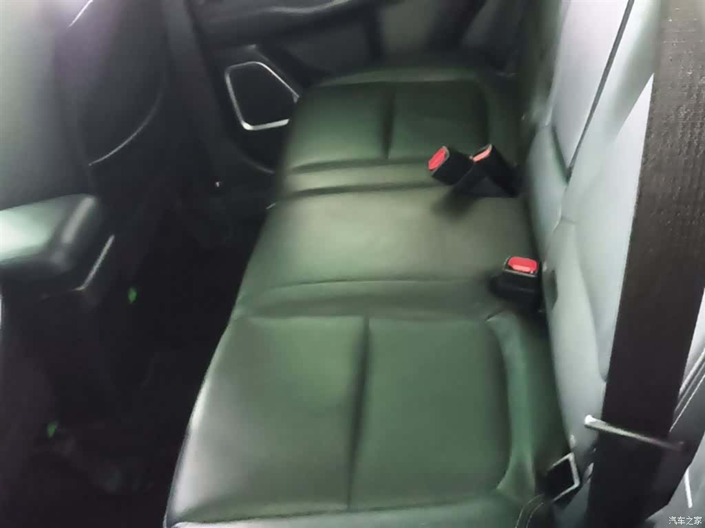 Mitsubishi Outlander, 2018 17