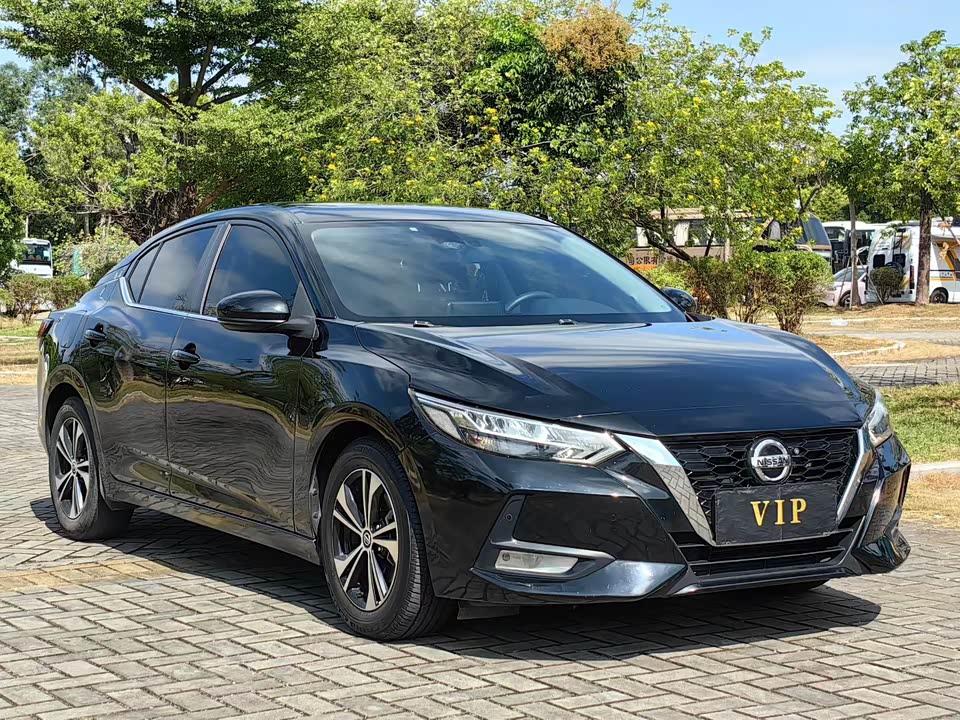 Nissan Xuan Yi