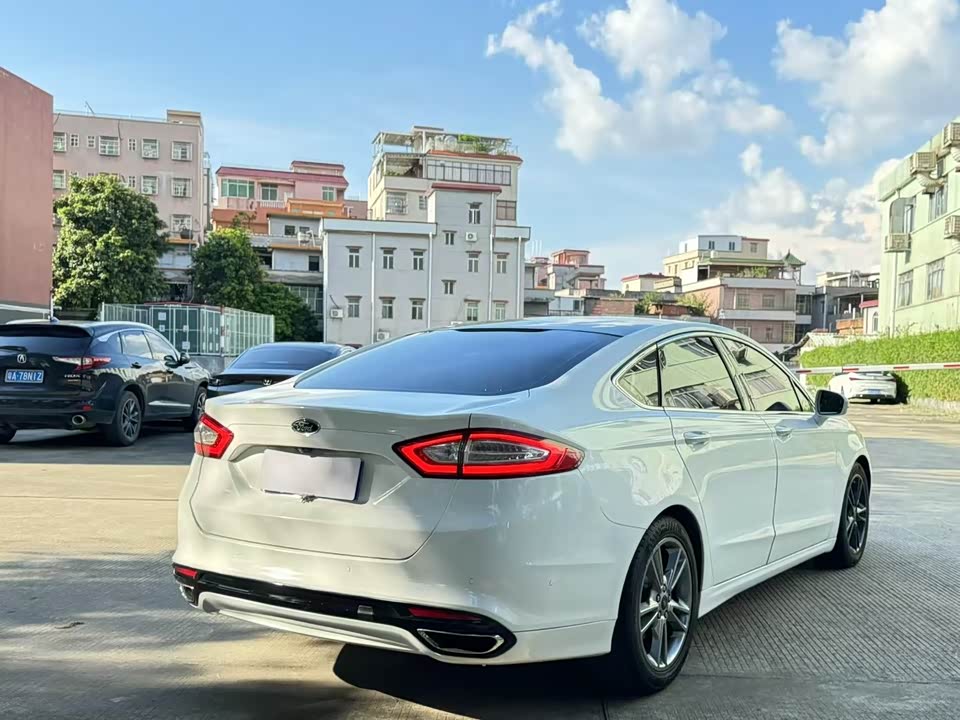 Ford Mondeo Ford Mondeo
