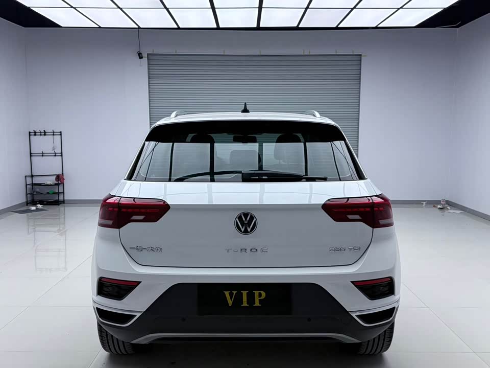 Volkswagen T-ROC exploring Songs