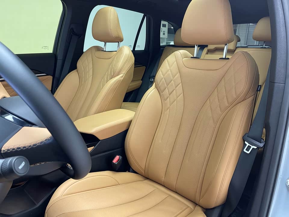 Geely Monjaro plug-in-hybrid