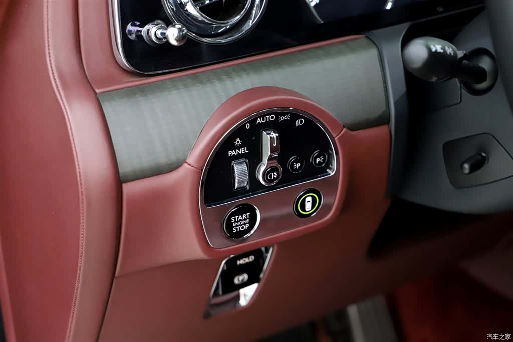 Rolls-Royce Ghost, 2021 14
