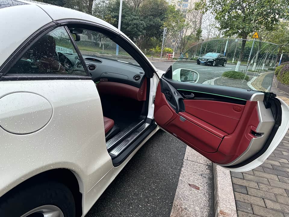 Mercedes-Benz SL class