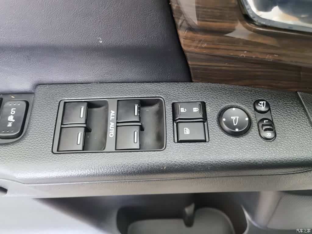 Honda Elysion, 2018 9