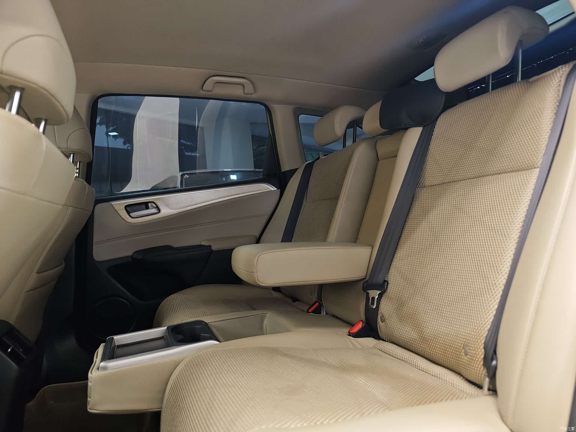 Honda Jade, 2014 22