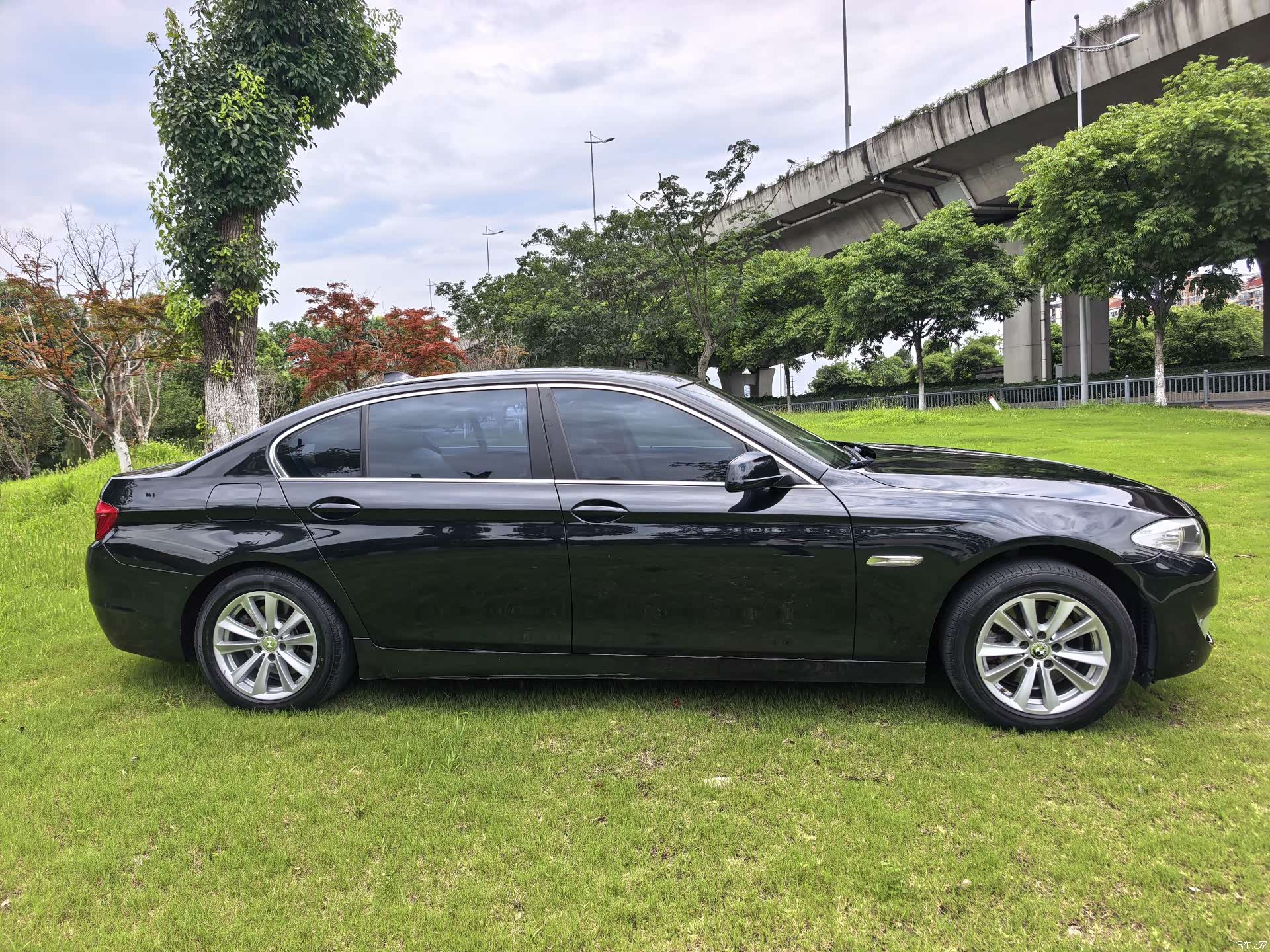 BMW 5 Series, 2013 4