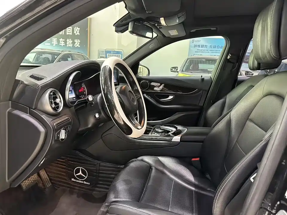 Mercedes-Benz GLC Mercedes-Benz GLC