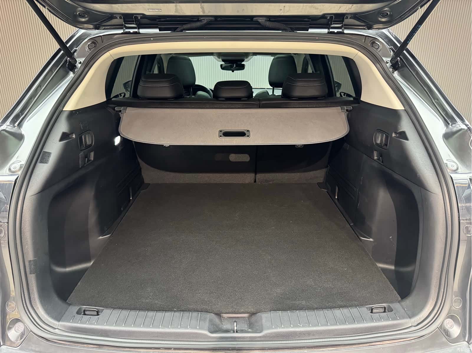 Mazda CX-50, 2023 18