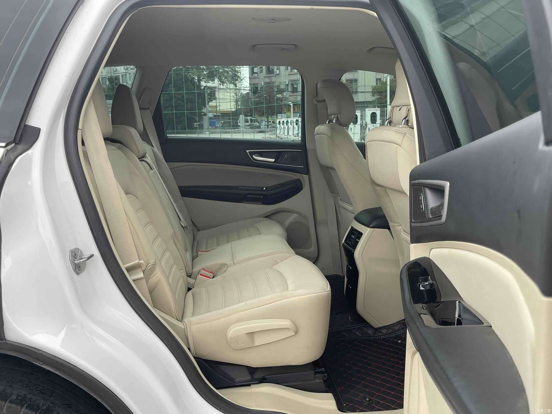 Ford Edge, 2019 9