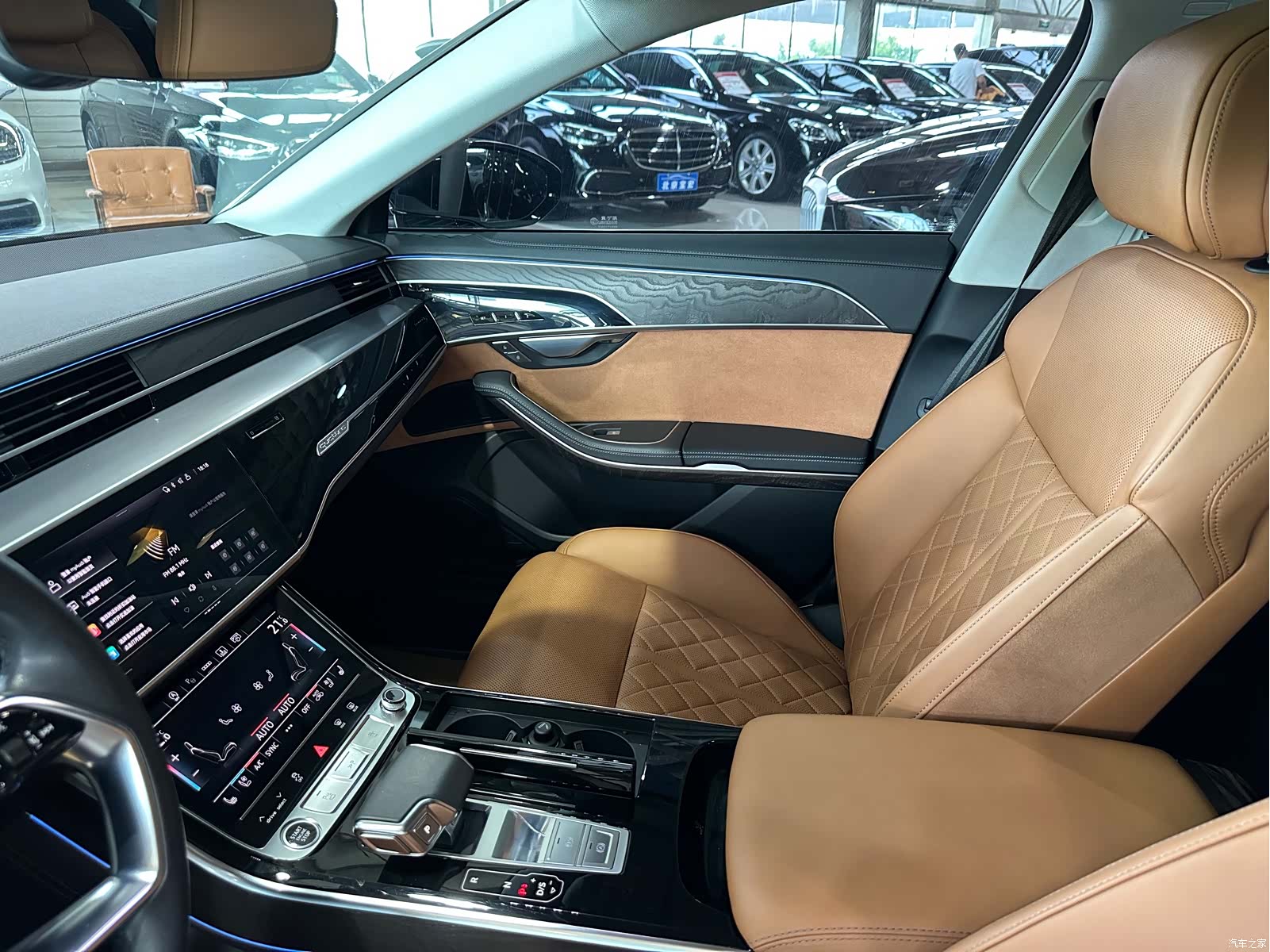 Audi A8L, 2024 13