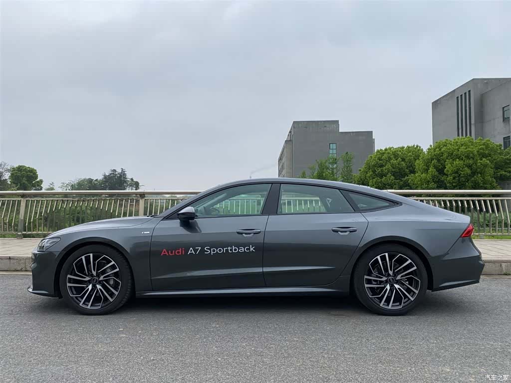 Audi A7, 2025 2