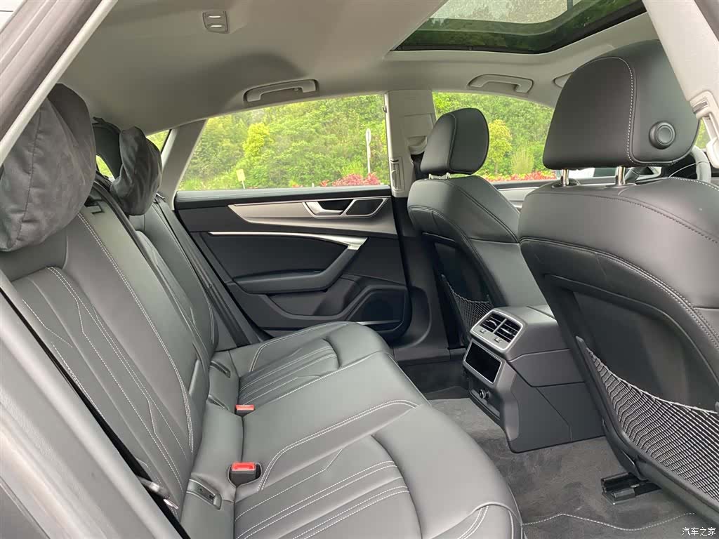 Audi A7, 2025 7