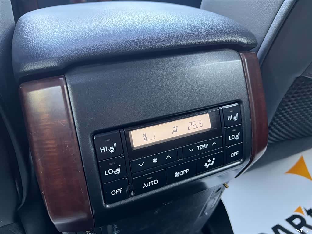 Toyota Prado, 2015 24