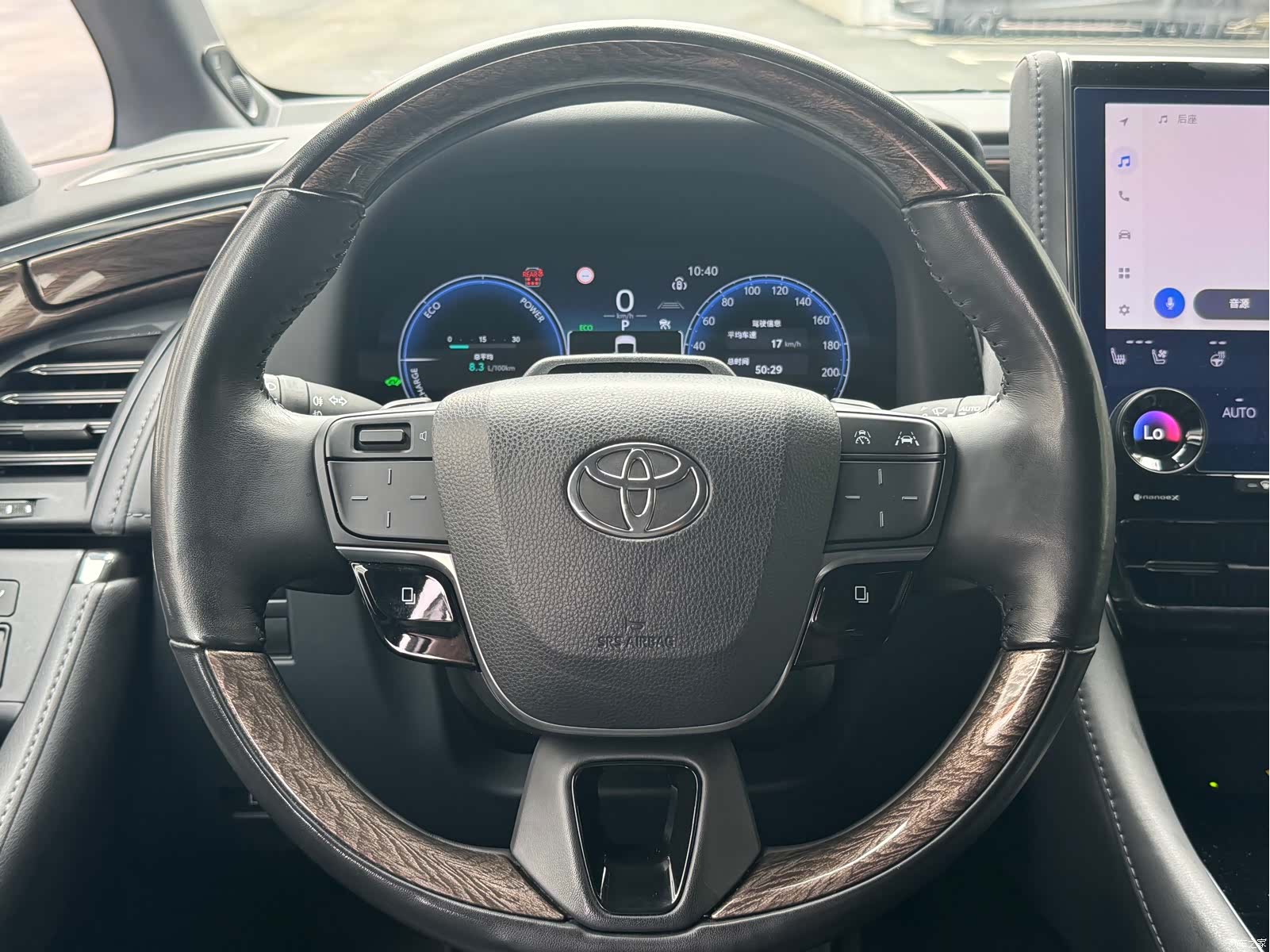Toyota Alphard, 2023 14