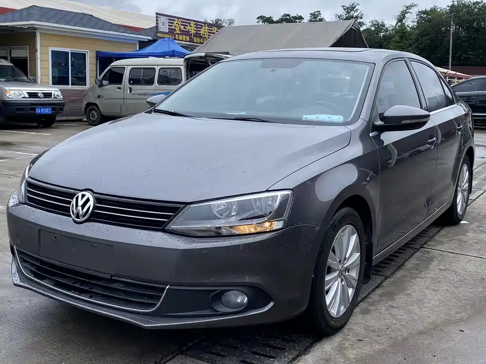 Volkswagen Sagitar