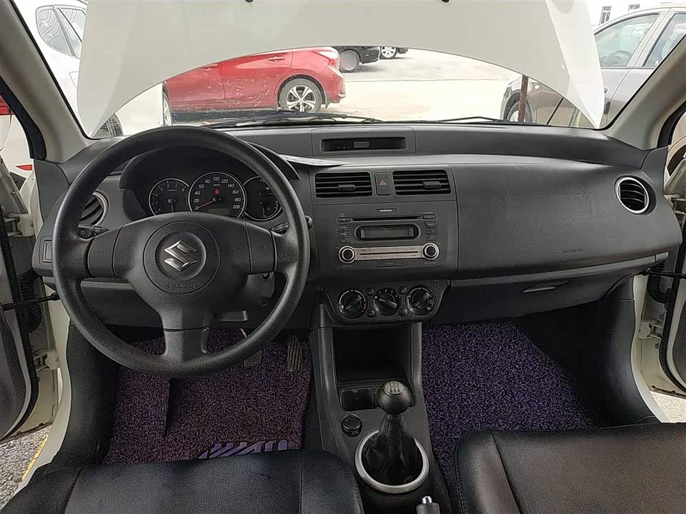 Suzuki Swift Suzuki Swift