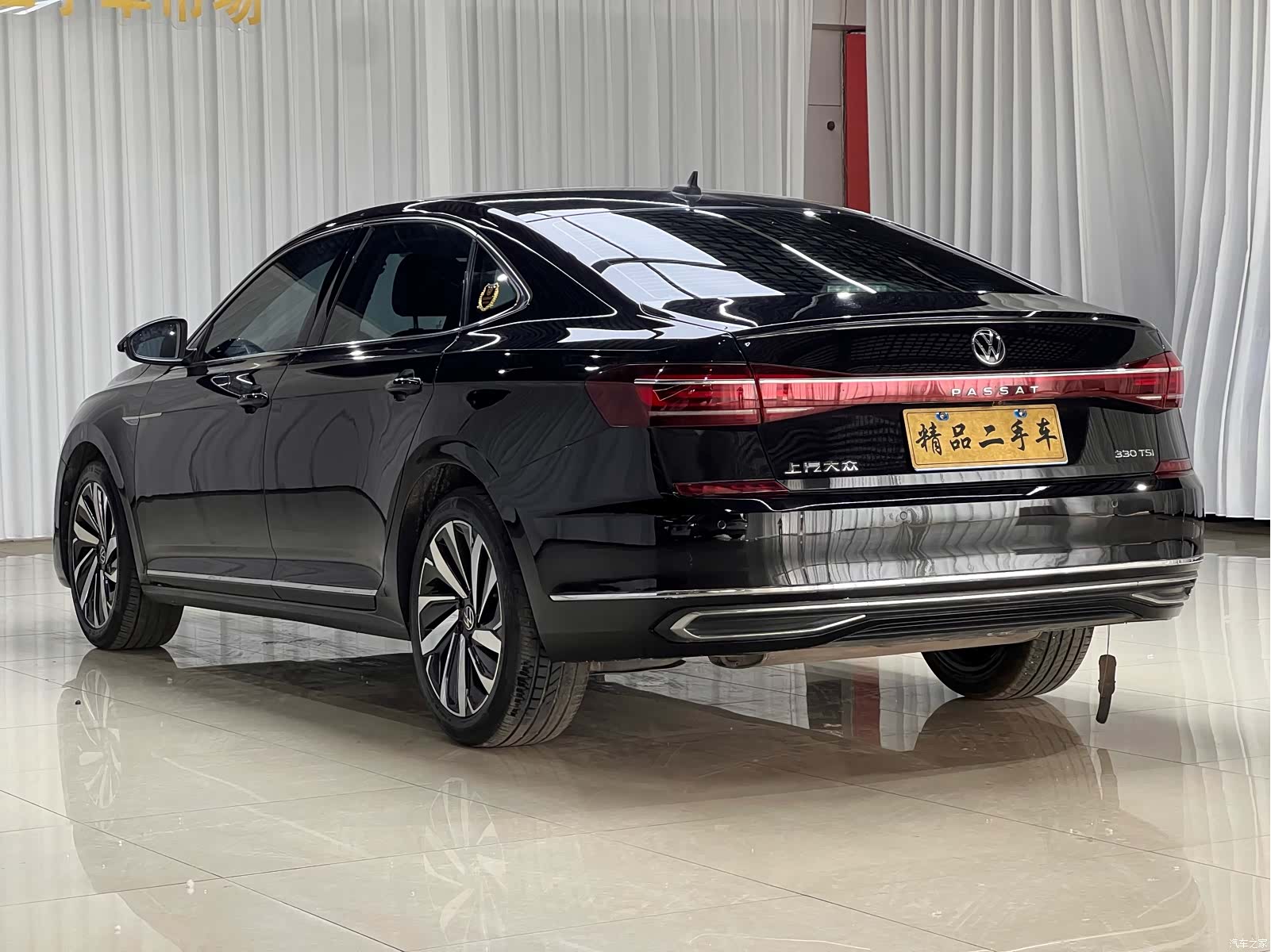 Volkswagen Passat, 2021 все фото