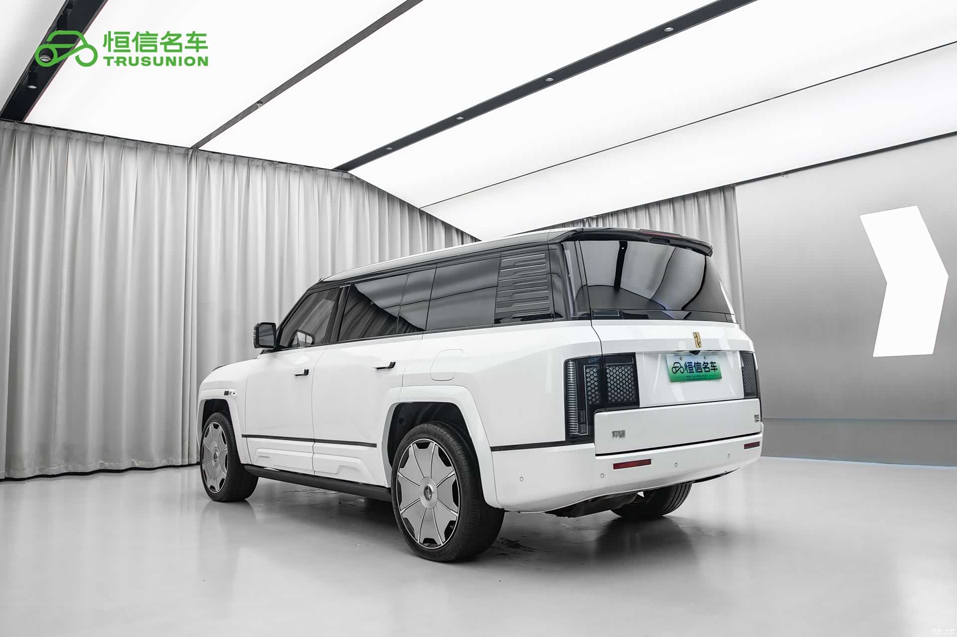 Yangwang U8, 2026 6