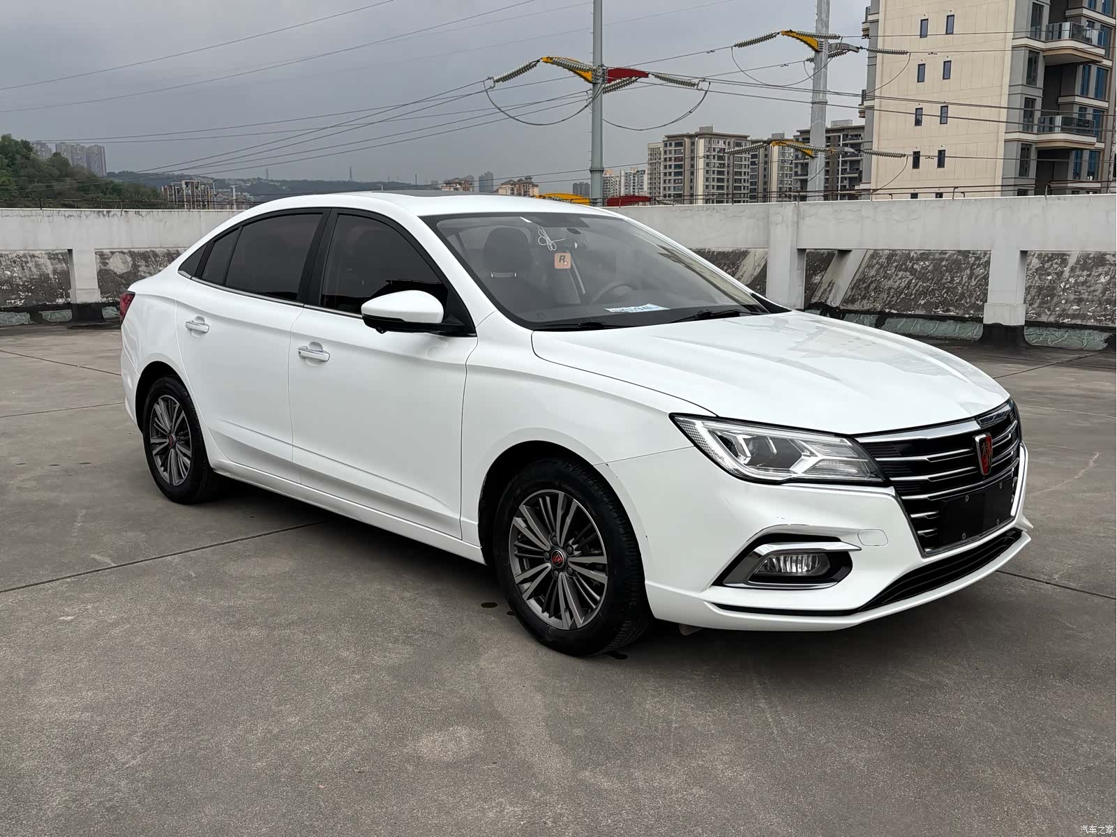 Roewe i5, 2019 3
